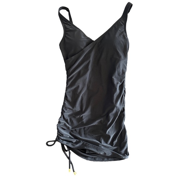 Beyond Control | swim dress NWT - Picture 3 of 4